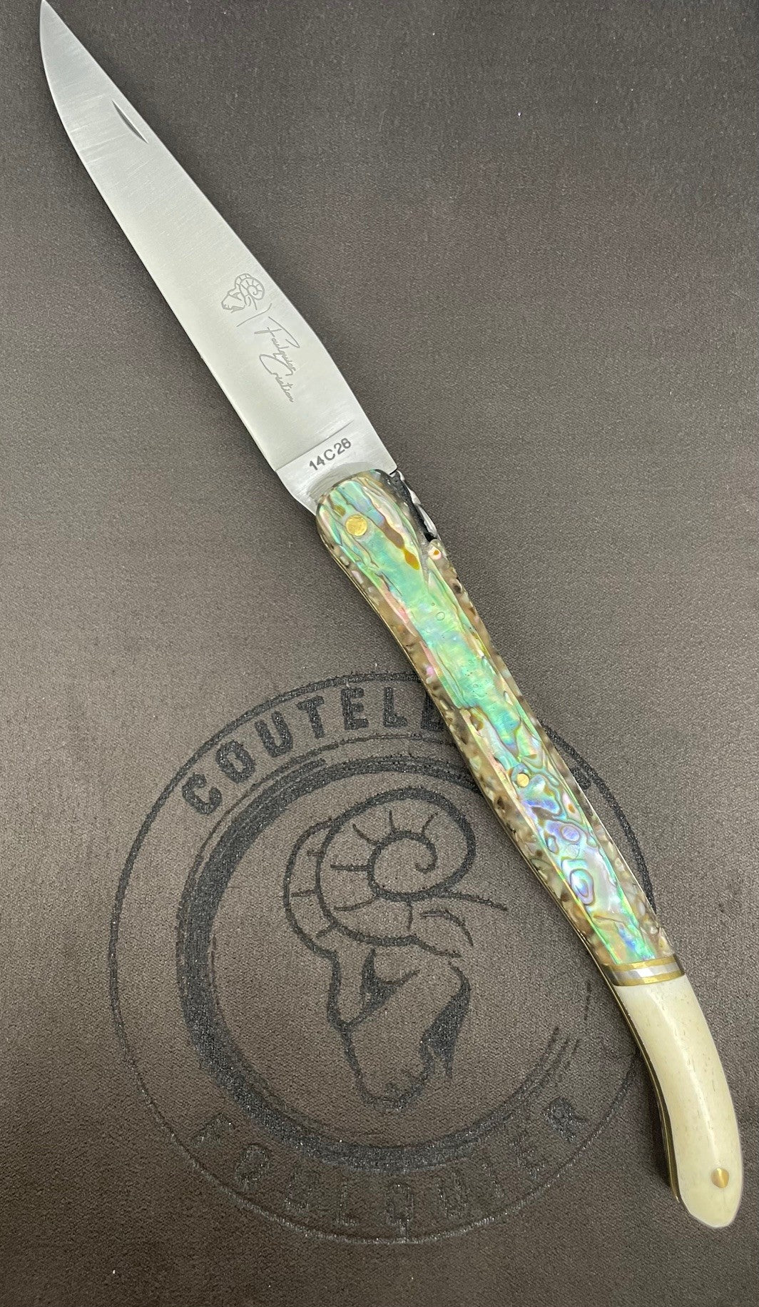 Laguiole Plein Manche Abalone / Os de Chameau 13cm