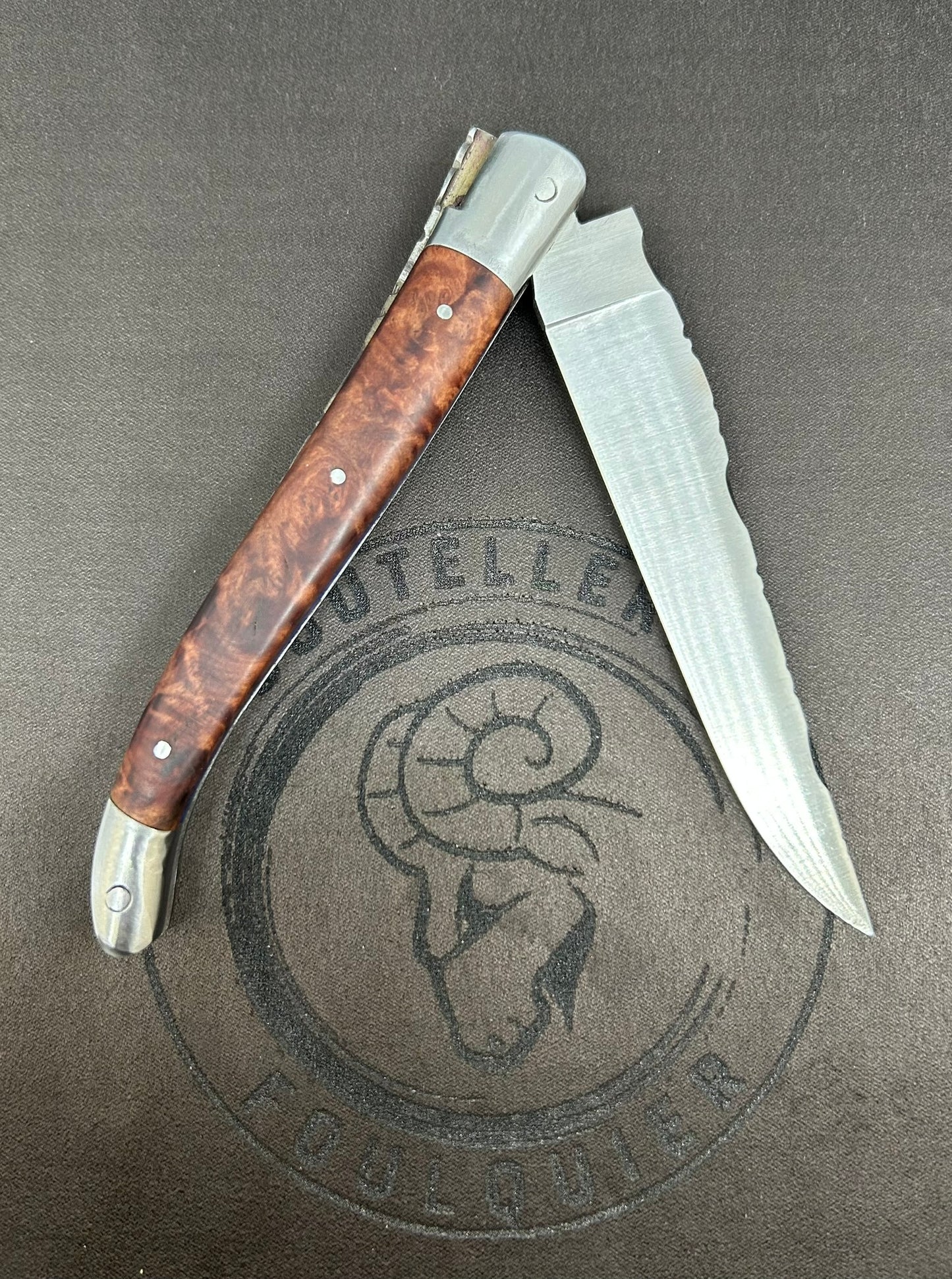 Laguiole Double Mitres Manche en Red Mallee