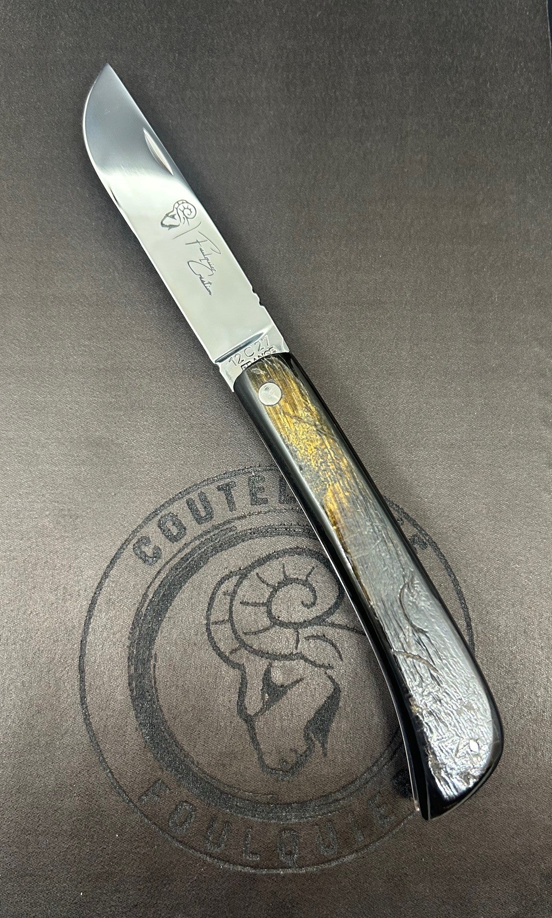Mineur en Croute de Corne de Buffle