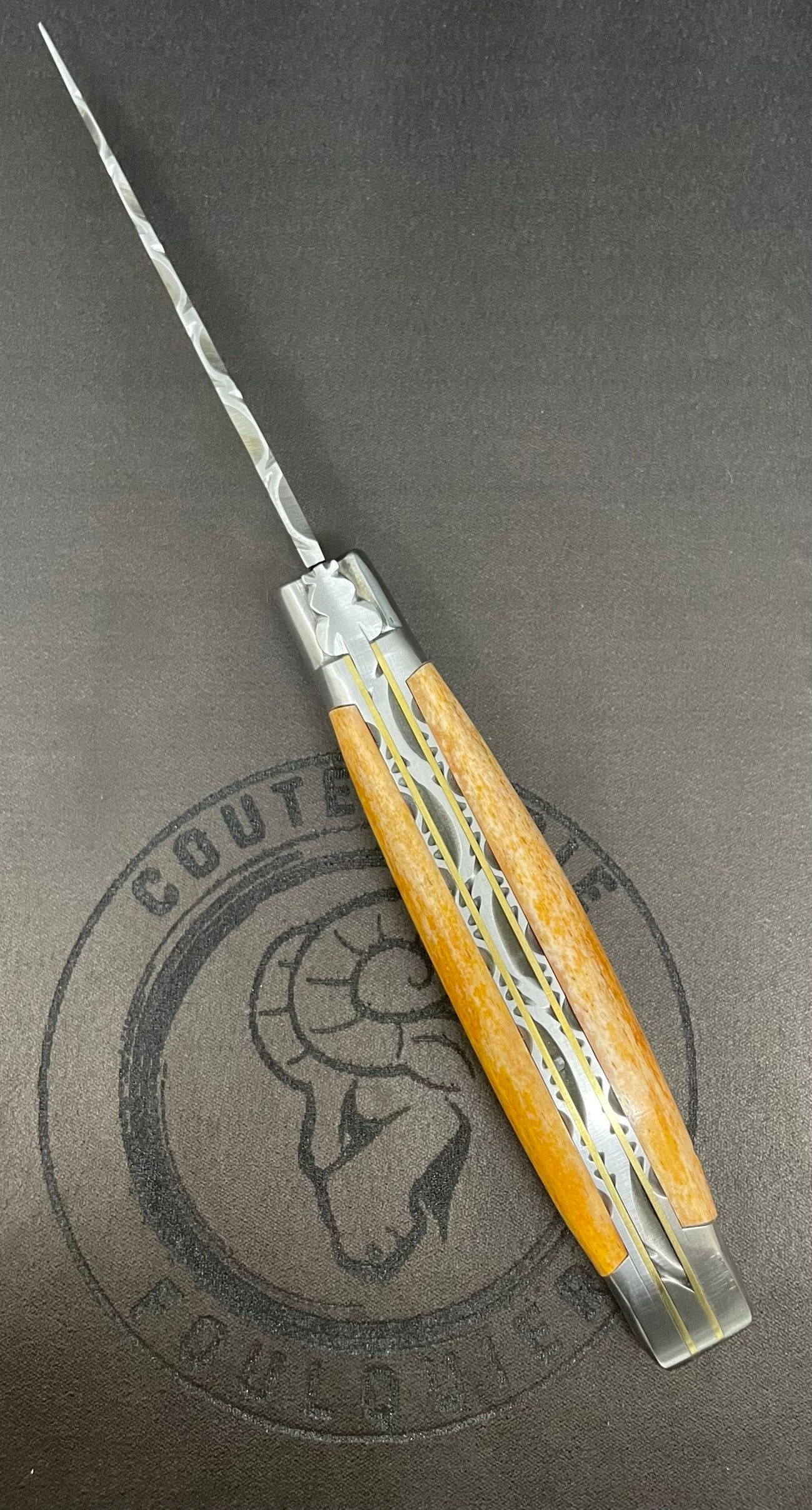 Laguiole Double Mitres Manche en Os de Chameau